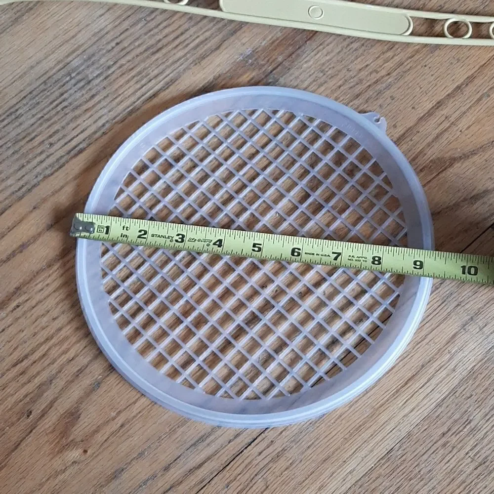 Vintage Tupperware lids